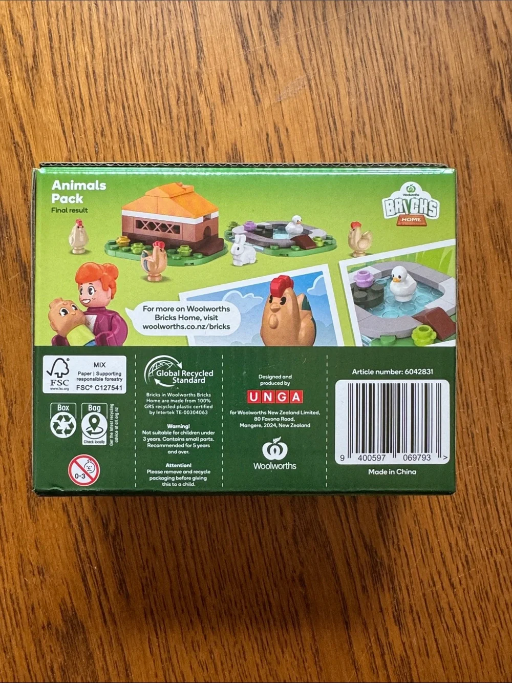 Woolworths Bricks Home Animals Pack Playset